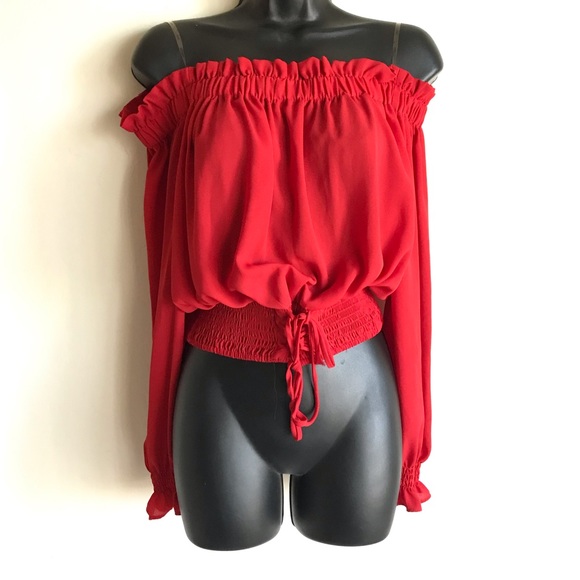 Blashe Red Top Size L Elasticized at the Top Waist and Wrists